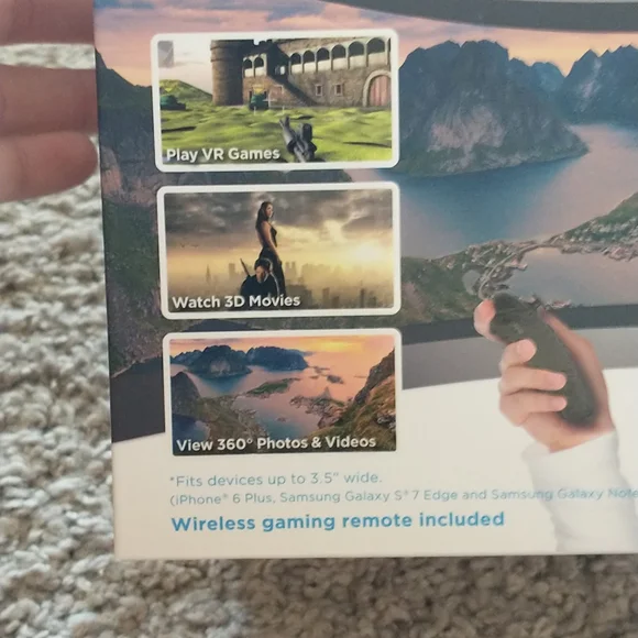 Virtual Reality Headset &Remote BRAND NEW - Picture 7 of 10